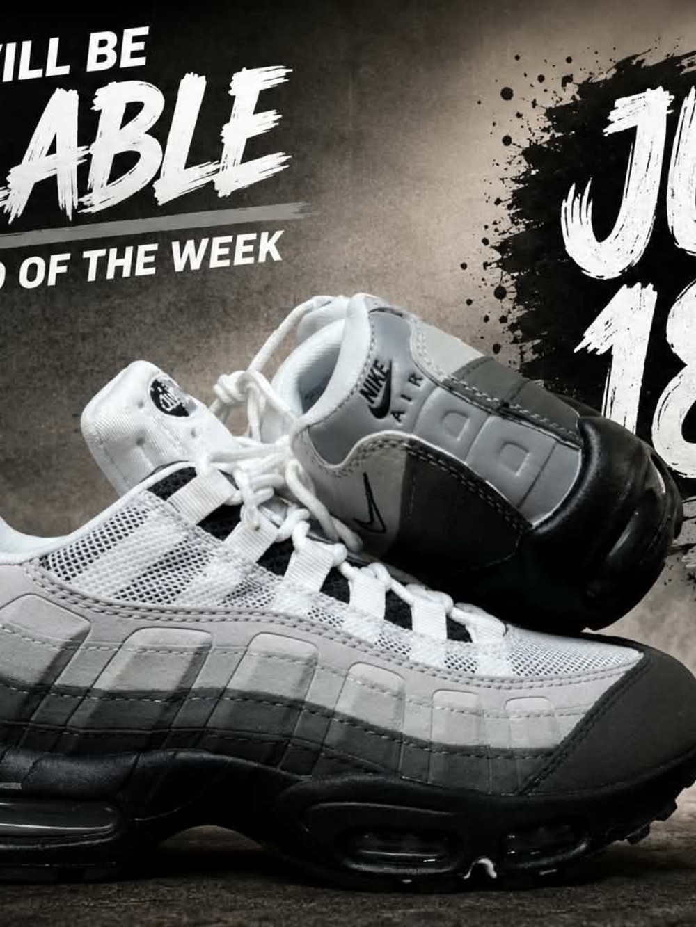 Nike Men’s Sneakers in White and Gray with Black Sole